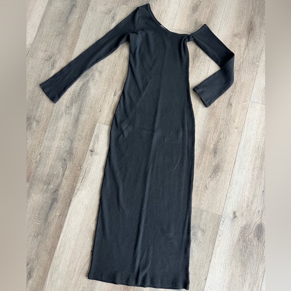 PrettyLittleThing Black Long Sleeve Maxi Dress